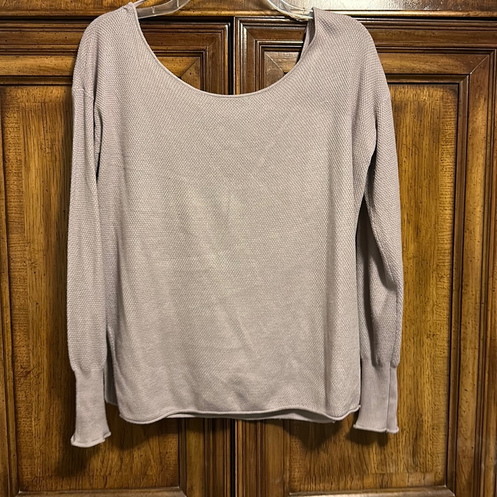 Garage lilac sweater size xs